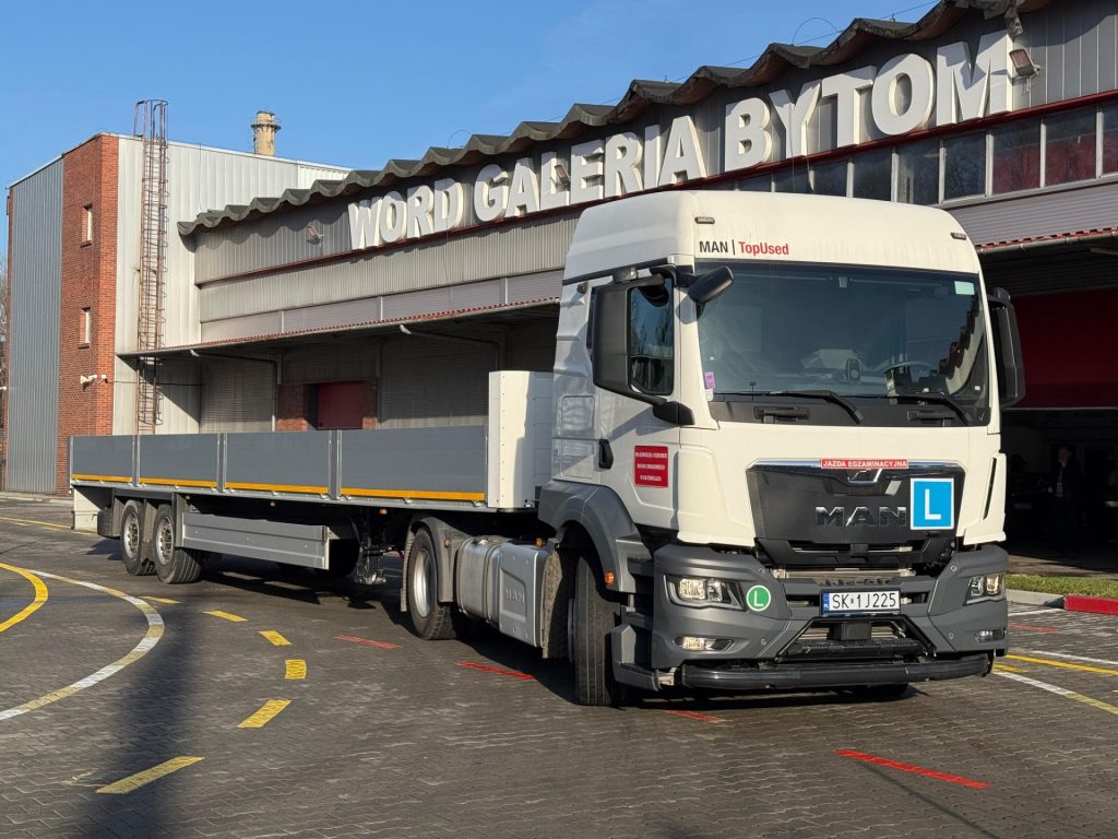 Zestaw pojazdów kat. C+E